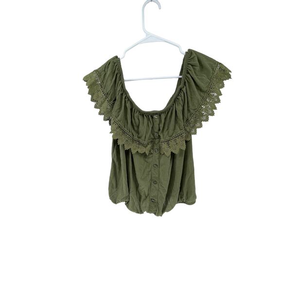 No Boundaries Green Off-The-Shoulder Lace Faux Button Blouse Junior's XL 15-17 - Picture 2 of 6